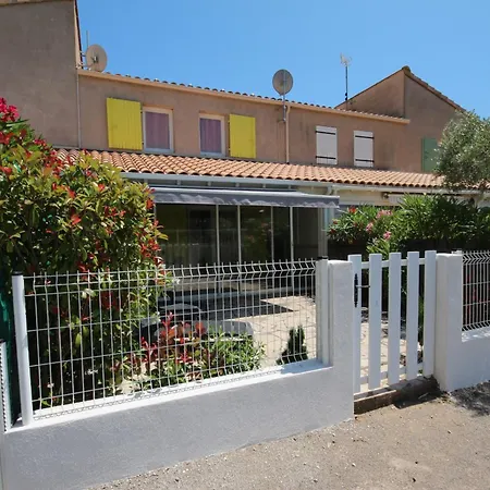 Belle: Secluded Nature View With Terrace And Shared Pool