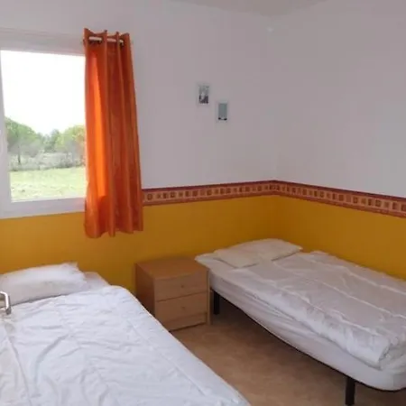 Villa Belle: Secluded Nature View With Terrace And Shared Pool Portiragnes